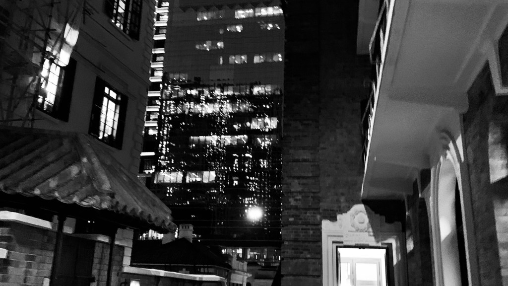 《大》Mega (2020)